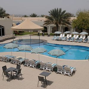 Falaj Daris Hotel